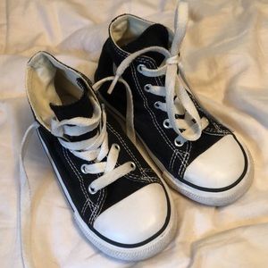 Toddler size 9 Black High Top Converse